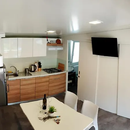 キャンプ場 Adria Village Basko Polje